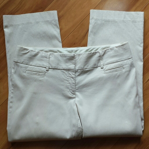 Express Pants - 😃EXPRESS CAPRI PANTS OFF WHITE SZ 6 EDITOR STYLE